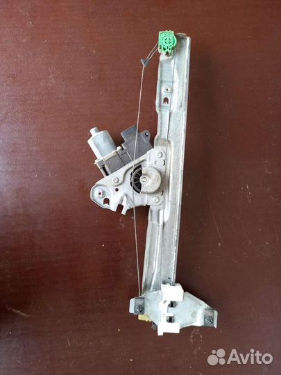 Стеклоподъёмник передний правый Пежо 308