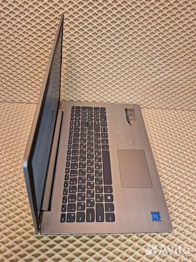 Быстрый Lenovo 320-15IAP (4 ядра, 8 Gb, SSD 250 G)