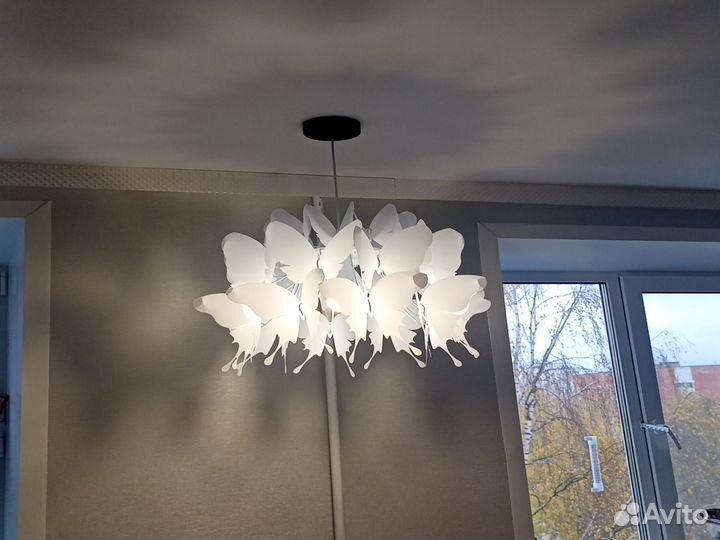 Люстра потолочная новая