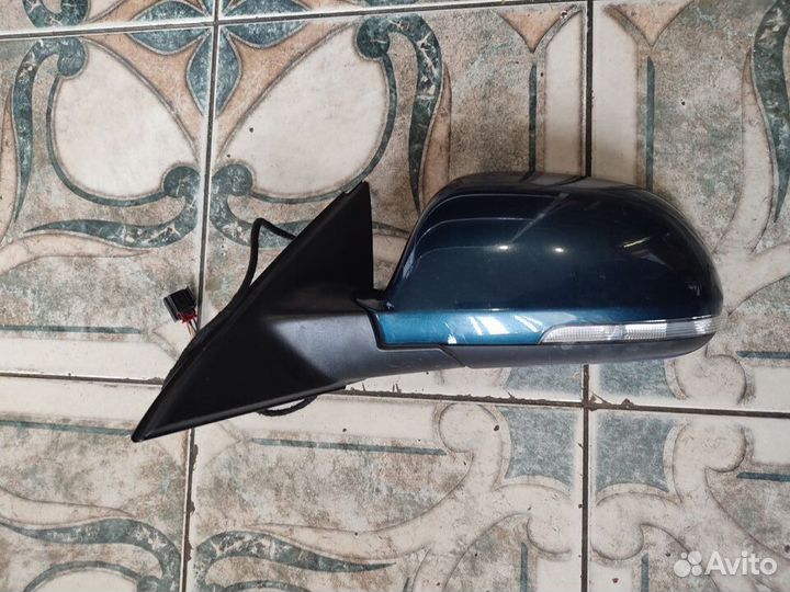 Зеркало Skoda Superb II