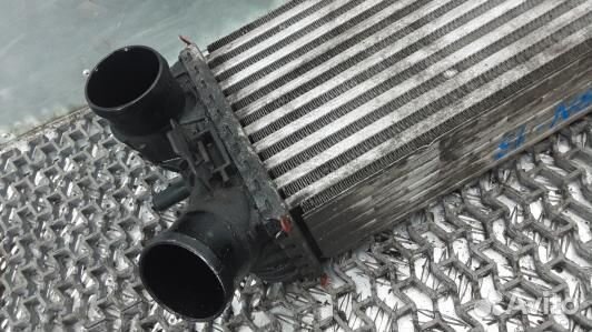 Радиатор интеркуллера mazda 3 2 (XBN13KC01)