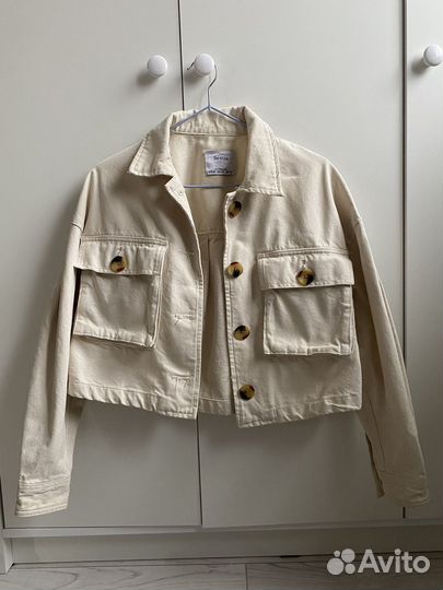 Джинсовая куртка bershka