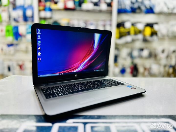 Ноутбук HP 4 ядра SSD256GB две видеокарты