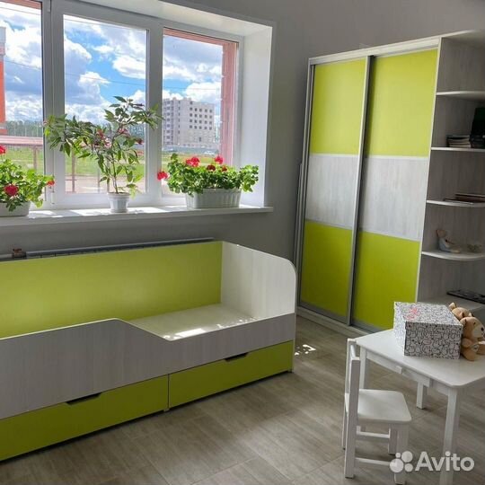 Кровать с матрасом и Шкаф Купе в наличии