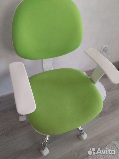 Кресло для школьника бу