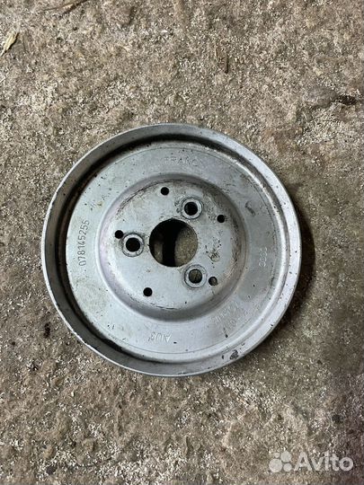 Шкив насоса гур Audi A6 C5 2.4