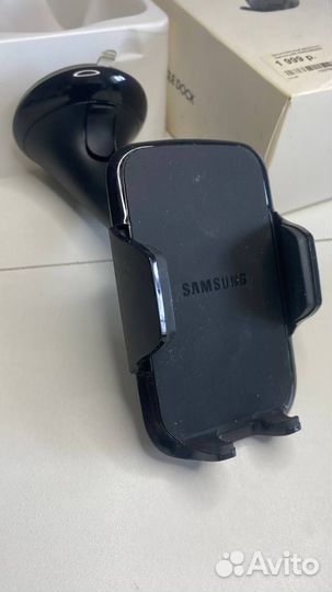 Держатель Samsung автомобильный EE-V200sabegru