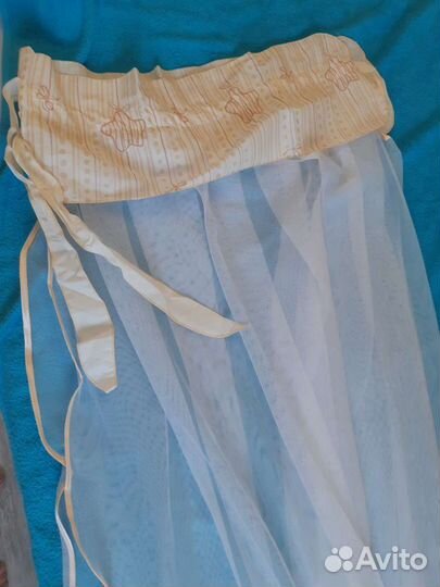 Накидка на детскую кроватку