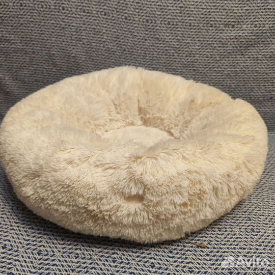 Лежанка для кошек и маленьких собак