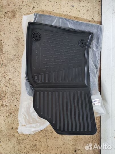 Коврики geely monjaro