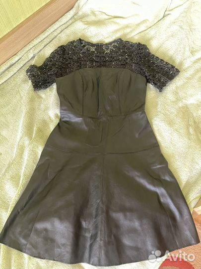 Платье кожаное р.s