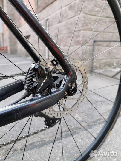 Карбоновый шоссейный велосипед