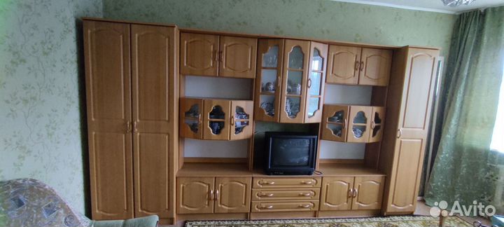 Стенка в гостиную бу