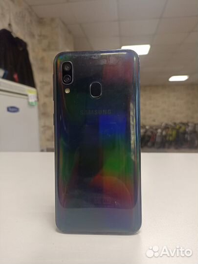 Samsung Galaxy A40, 4/64 ГБ