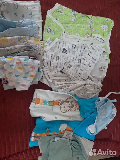 Вещи для девочки и мальчика 0-3 месяца