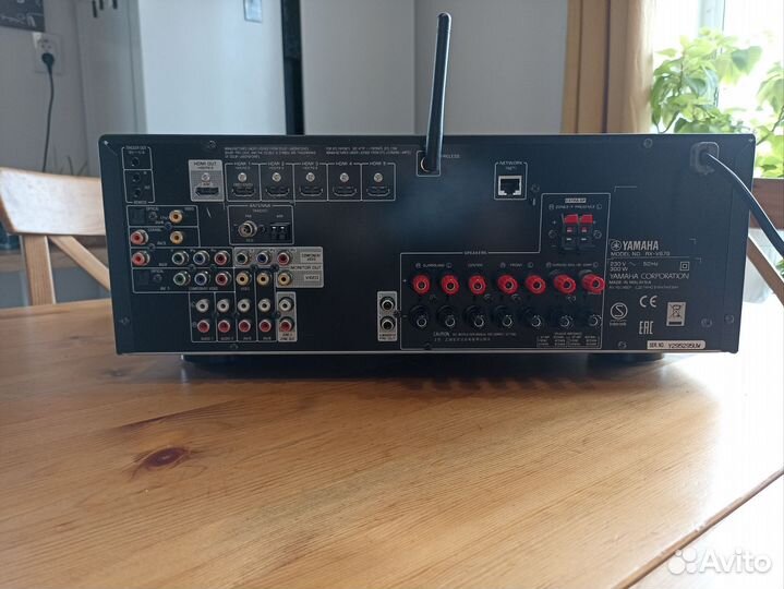 Ресивер Yamaha RX-V679 7.2 4K USB dlna Airplay