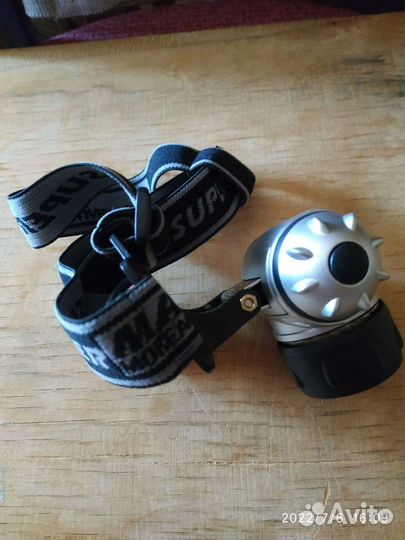 Налобный фонарь