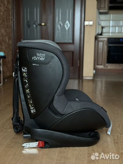 Автокресло britax romer trifix2 i size