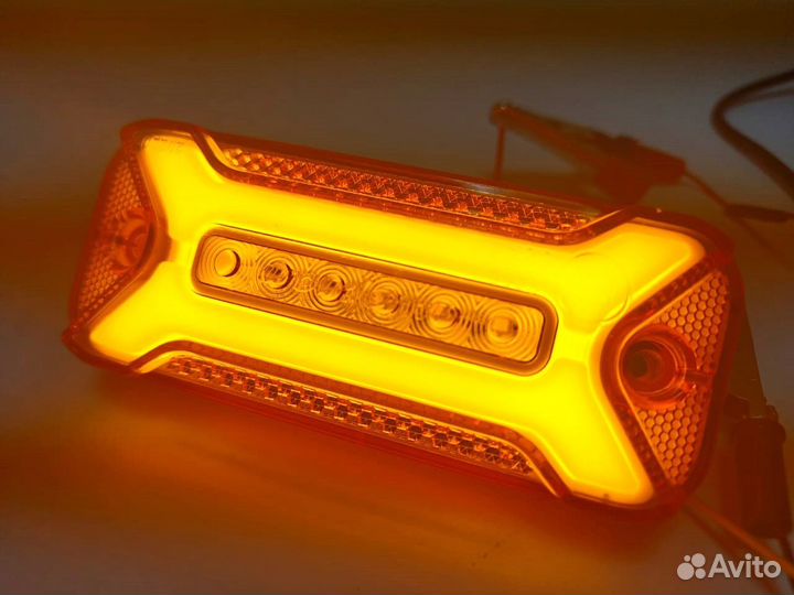 Фонари габаритные с поворотником 24в