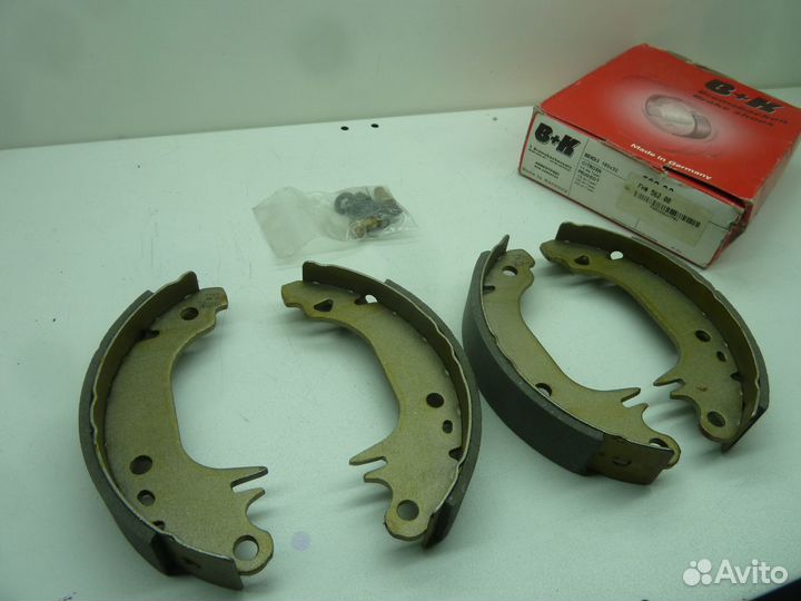 Citroen AX/Saxo,Peugeot 106/205/309 Колодки Задние