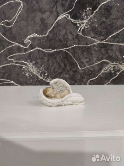 Статуэтка ангел