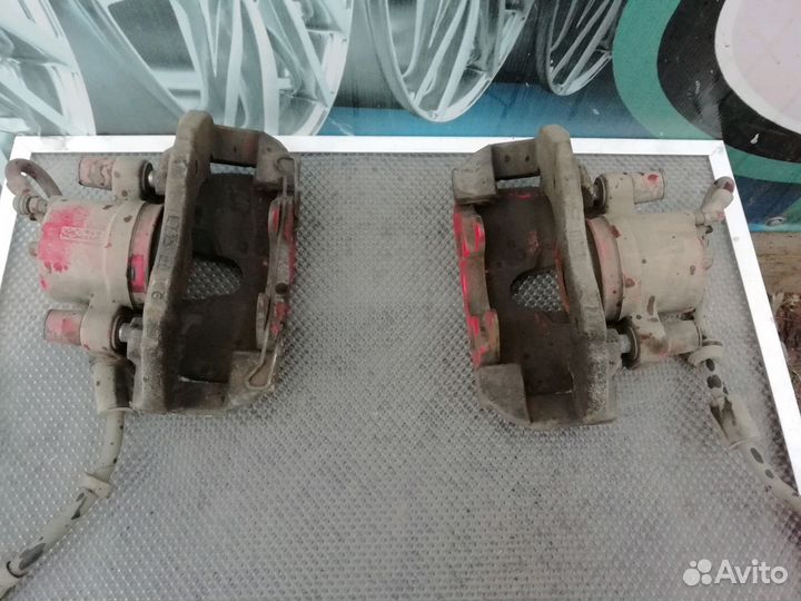 Суппорт тормозной передний Форд фокус2