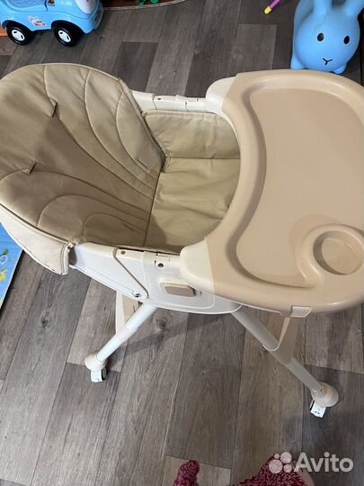 Детский столик