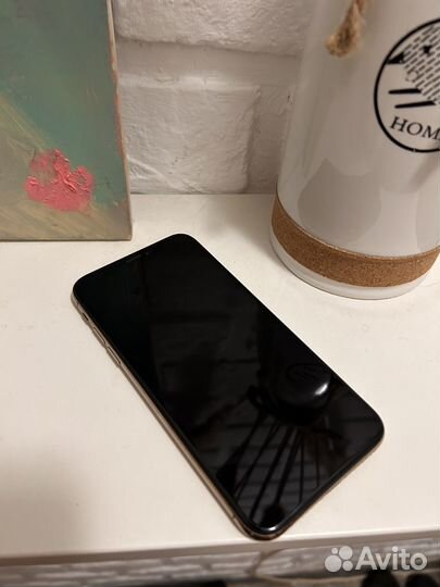 iPhone Xs, 64 ГБ