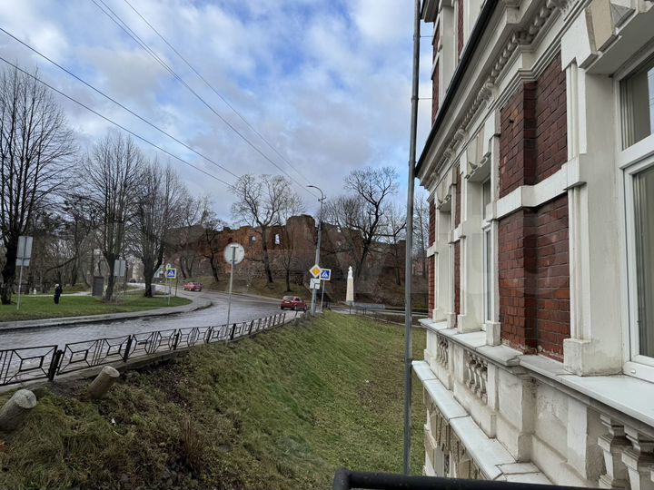 3-к. квартира, 69 м², 2/4 эт.