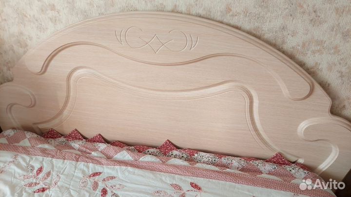 Кровать 140х200 с матрасом
