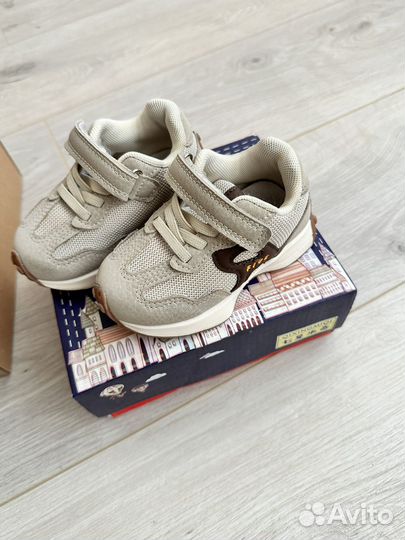 Кроссовки для мальчика для девочки