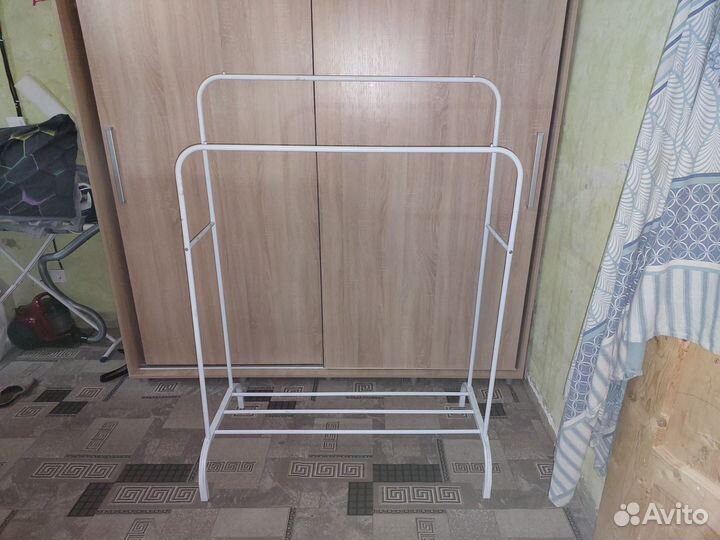 Вешалка напольная