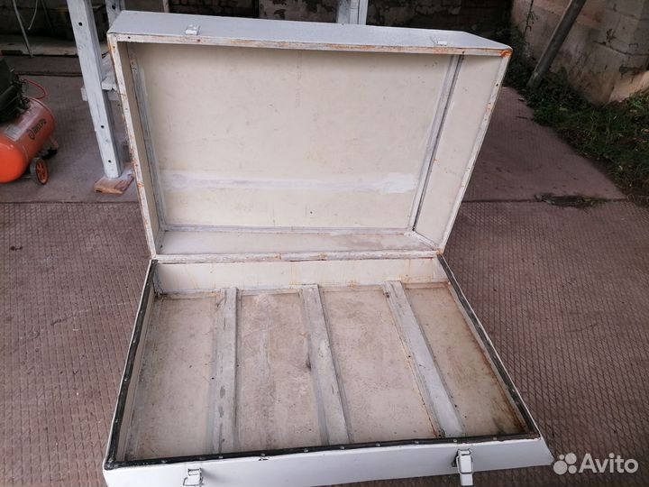 Автобокс для грузовиков