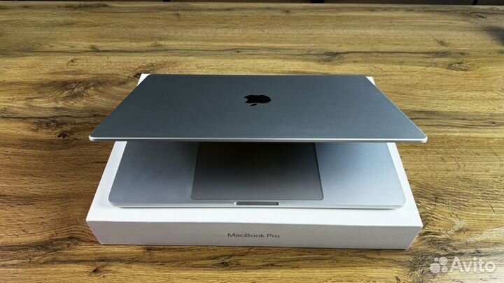 MacBook Pro 16 2021 m1 pro/16/1024gb