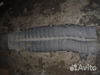 Воздухозаборник двигателя