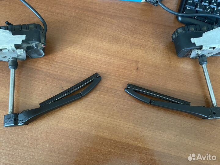 Дворники фар c140 w140