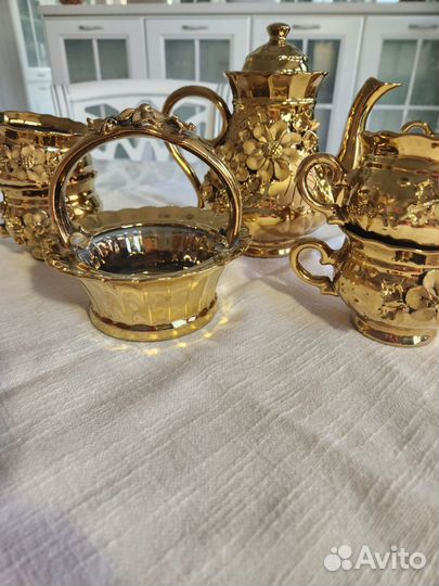 Чайный сервиз на 6 персон