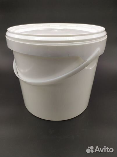 Банки пластиковая тара