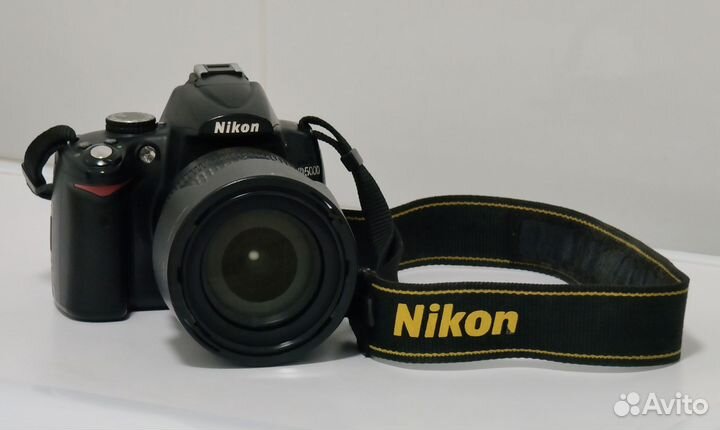 Nikon D5000 Kit