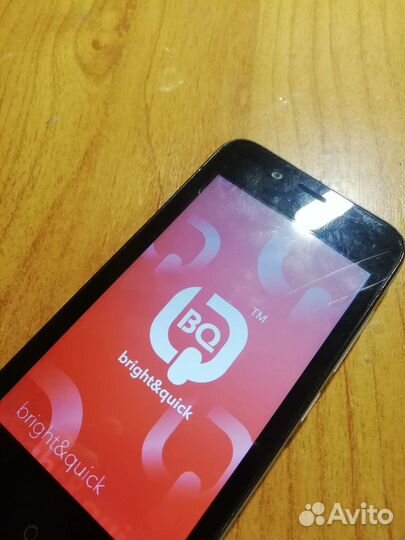 Телефон BQ