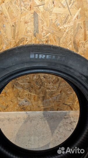Pirelli Cinturato P7 235/50 R17 96W