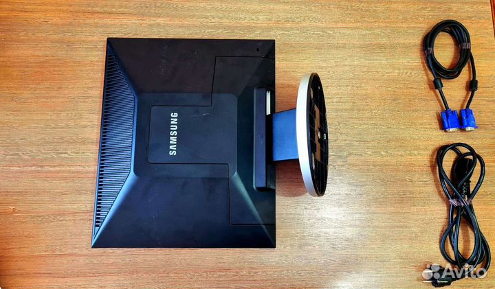 Монитор Samsung 17