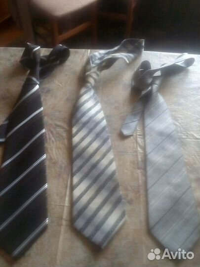 Мужской галстук