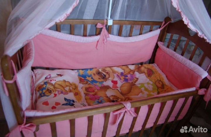 Детская кроватка-качалка