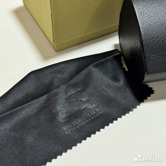 Чехол для очков burberry