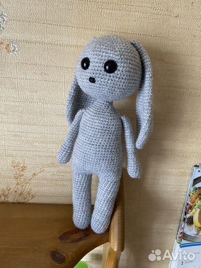 Вязаный заяц