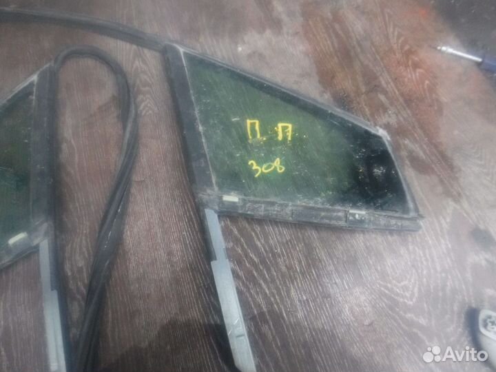 Форточка перед уплотнитель Peugeot 308 I 2007-201