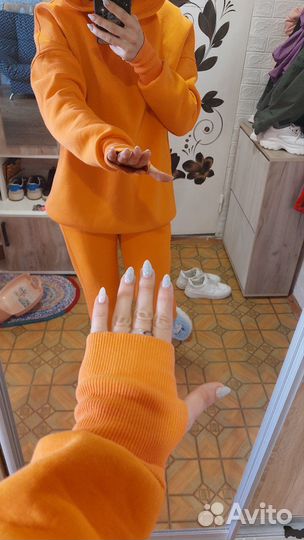 Спортивный костюм женский