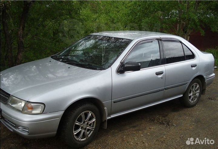 Nissan Sunny 1.6 AT, 1990, 180 000 км