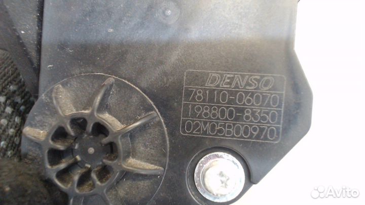 Педаль газа Toyota Venza, 2010